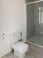 Lovely 4-bed House in Central Wolverhampton