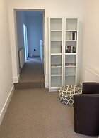 Lovely 4-bed House in Central Wolverhampton