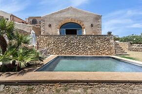 Masseria Costanza Luxury Retreat