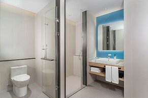 Holiday Inn Express Xi An Daxing by IHG