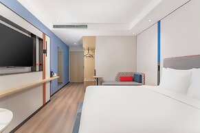 Holiday Inn Express Xi An Daxing by IHG