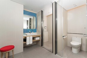 Holiday Inn Express Xi An Daxing by IHG