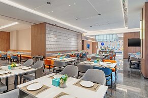 Holiday Inn Express Xi An Daxing by IHG