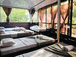 hostal las mariposas minca