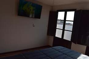 El Suburbio Serapio Rendon