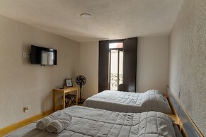 El Suburbio Serapio Rendon