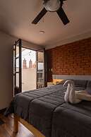 El Suburbio Serapio Rendon