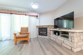 Horseshoe Valley Suites - The Evergreen