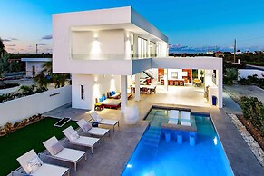 Luxury 3bdr Villa with Private Pool, Oceanview and Hotel Amenities v4