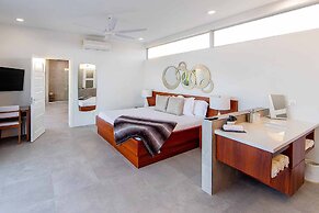 Luxury 3bdr Villa with Private Pool, Oceanview and Hotel Amenities v4