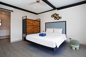 Innovative 12m Eco Pool Villa Sunset 1