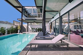 Innovative 12m Eco Pool Villa Sunset 1