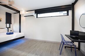 Innovative 12m Eco Pool Villa Sunset 1