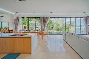 4-Bedroom Apartment in The Ocean Villas Resort