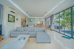 4-Bedroom Apartment in The Ocean Villas Resort