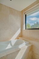 4-Bedroom Apartment in The Ocean Villas Resort