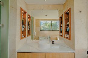 4-Bedroom Apartment in The Ocean Villas Resort