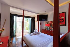 New heights 2swimming Pools with Seaview