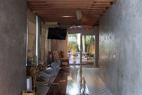 New heights 2swimming Pools with Seaview