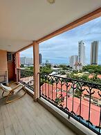 Seven Seas Condo Resort by PSR