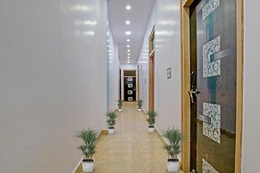 Goroomgo JSB Palace Varanasi