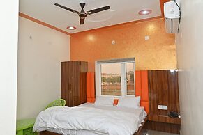 Goroomgo JSB Palace Varanasi