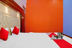 Goroomgo JSB Palace Varanasi