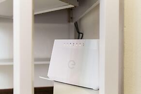 Erba 6 in Baranzate With 1 Bedrooms and 1 Bathrooms