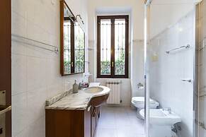 Erba 6 in Baranzate With 1 Bedrooms and 1 Bathrooms