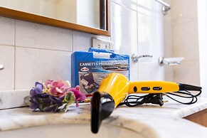 Erba 6 in Baranzate With 1 Bedrooms and 1 Bathrooms