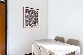 Erba 6 in Baranzate With 1 Bedrooms and 1 Bathrooms