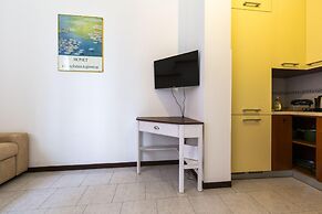 Erba 6 in Baranzate With 1 Bedrooms and 1 Bathrooms