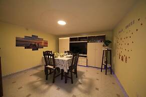 Dolls House Holiday Home