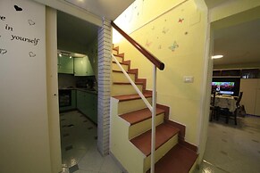 Dolls House Holiday Home