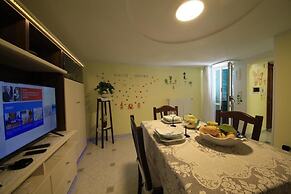 Dolls House Holiday Home