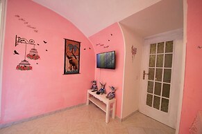 Dolls House Holiday Home