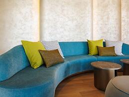 JR East Hotel Mets Premier Makuhari Toyosuna