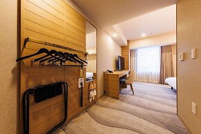 JR East Hotel Mets Premier Makuhari Toyosuna