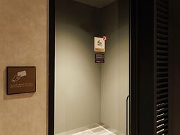 JR East Hotel Mets Premier Makuhari Toyosuna