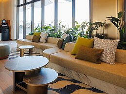 JR East Hotel Mets Premier Makuhari Toyosuna