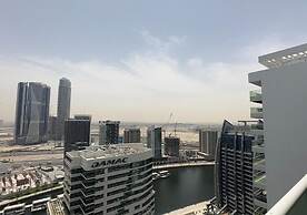 Mh- Lovely 1 Bhk Burj Khalifa View Ref- 26017