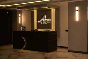 Daymonth Hotel