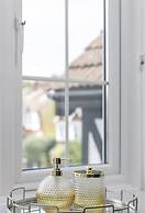 Immaculate 2-bed Apartment in Hove