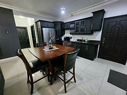 Impeccable 2-bed Apartment in Kingston With Pool