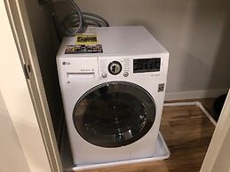 208 New Downtown Living Studio