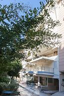 Scenic Balcony Apt in Vibrant Petralona