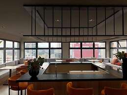 Charlie Nik Pinheiros