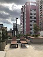 Charlie Nik Pinheiros