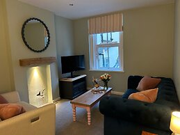 Secret Garden, 34C Clarence Street