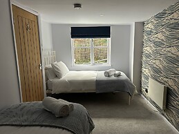 Secret Garden, 34C Clarence Street